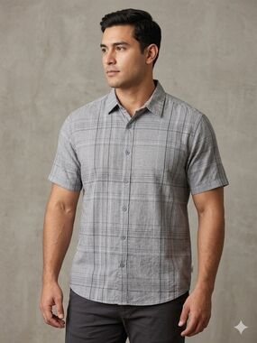 Hunters Gray Plaid Short-Sleeve Button-Up Shirt